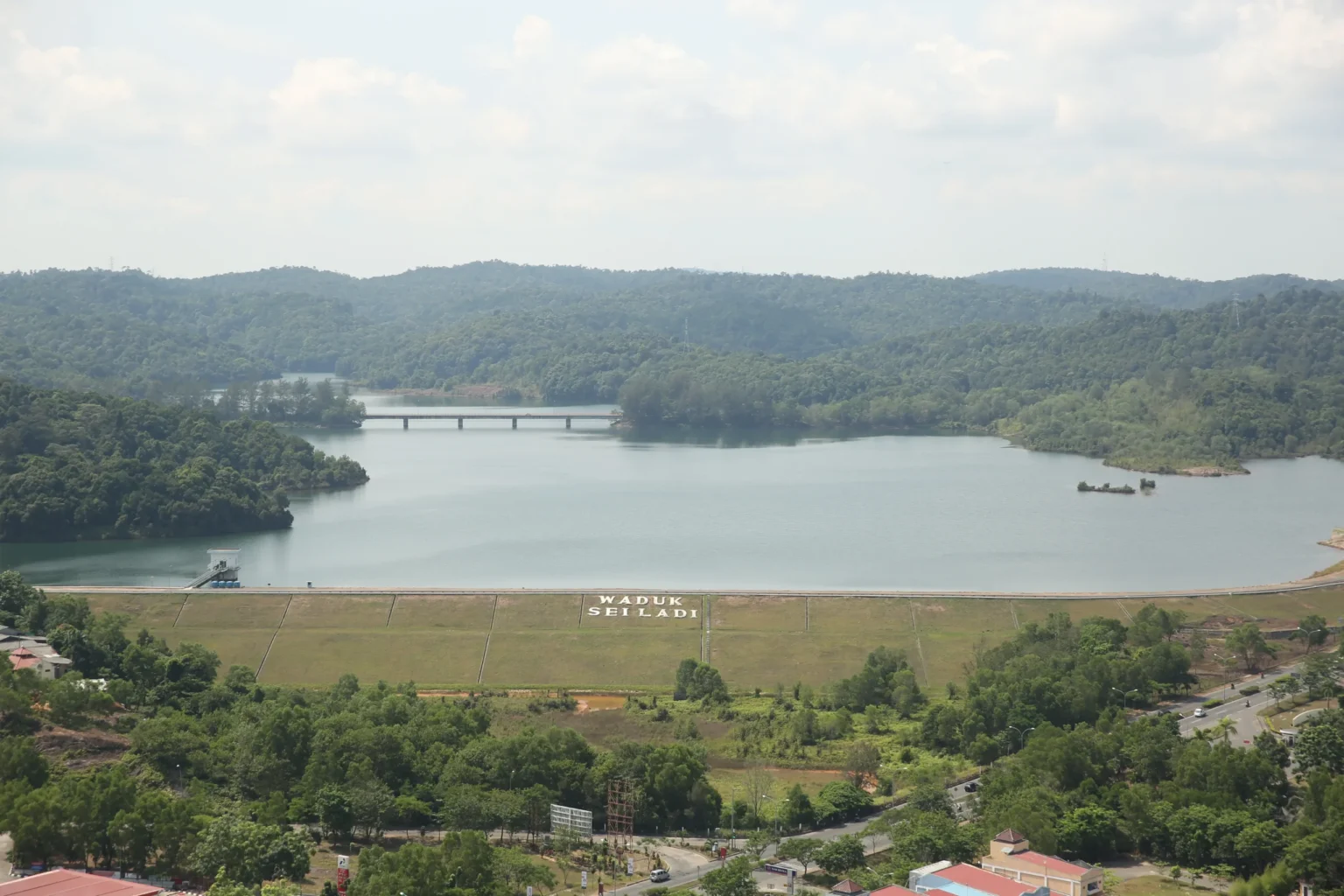 Kawasan-Dam-Sei-Ladi-dari-Arah-Utara-scaled.webp