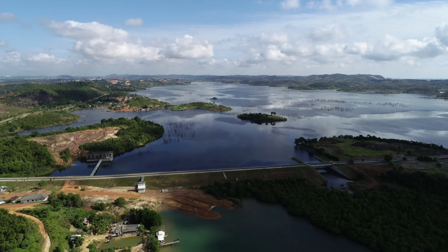 Kawasan-Dam-Tembesi-3-scaled.webp