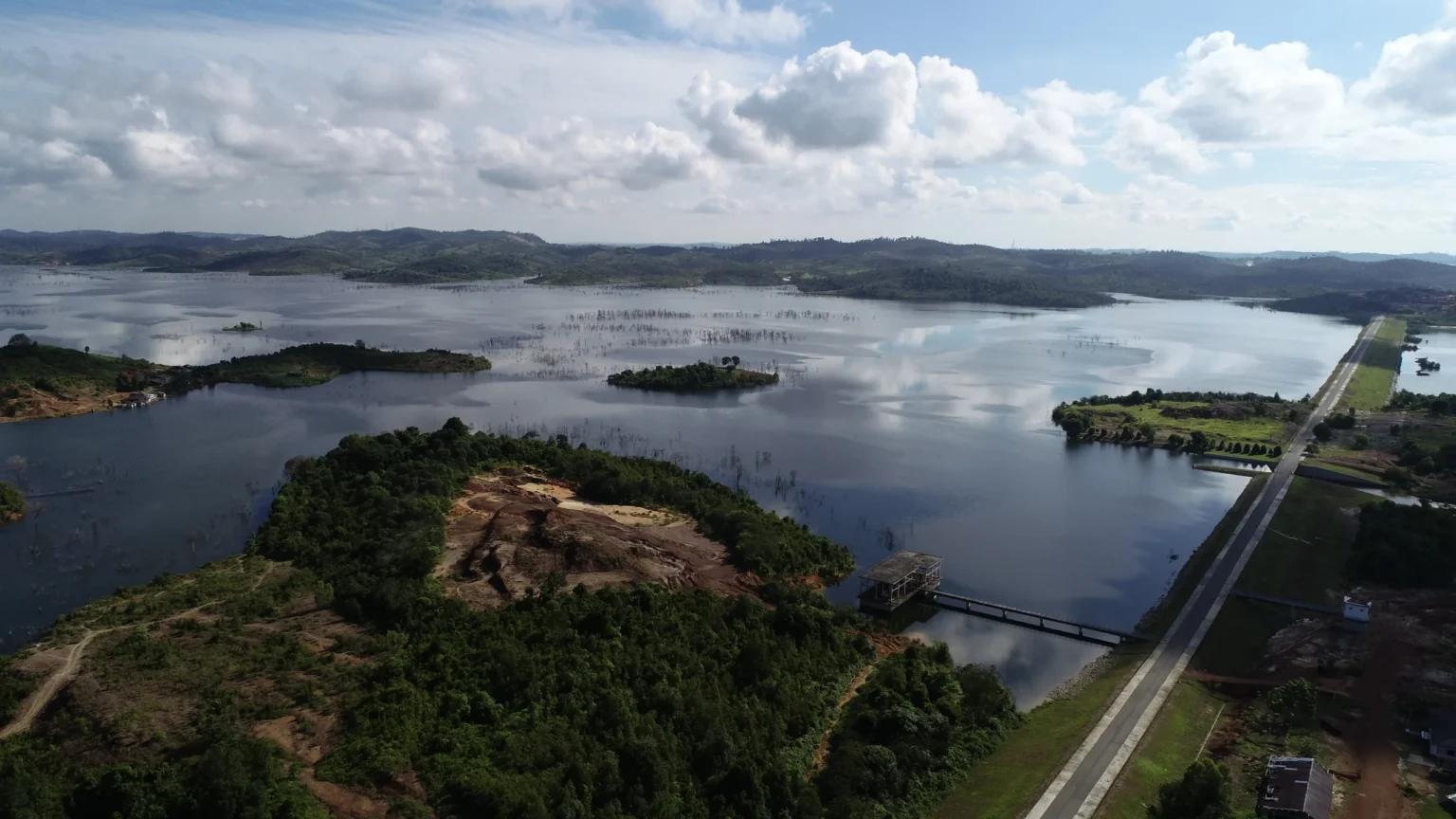Kawasan-Dam-Tembesi-scaled.webp